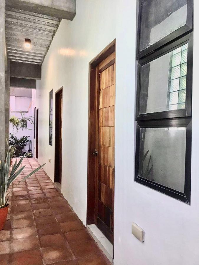 Nord House Laoag Hostel Bagian luar foto